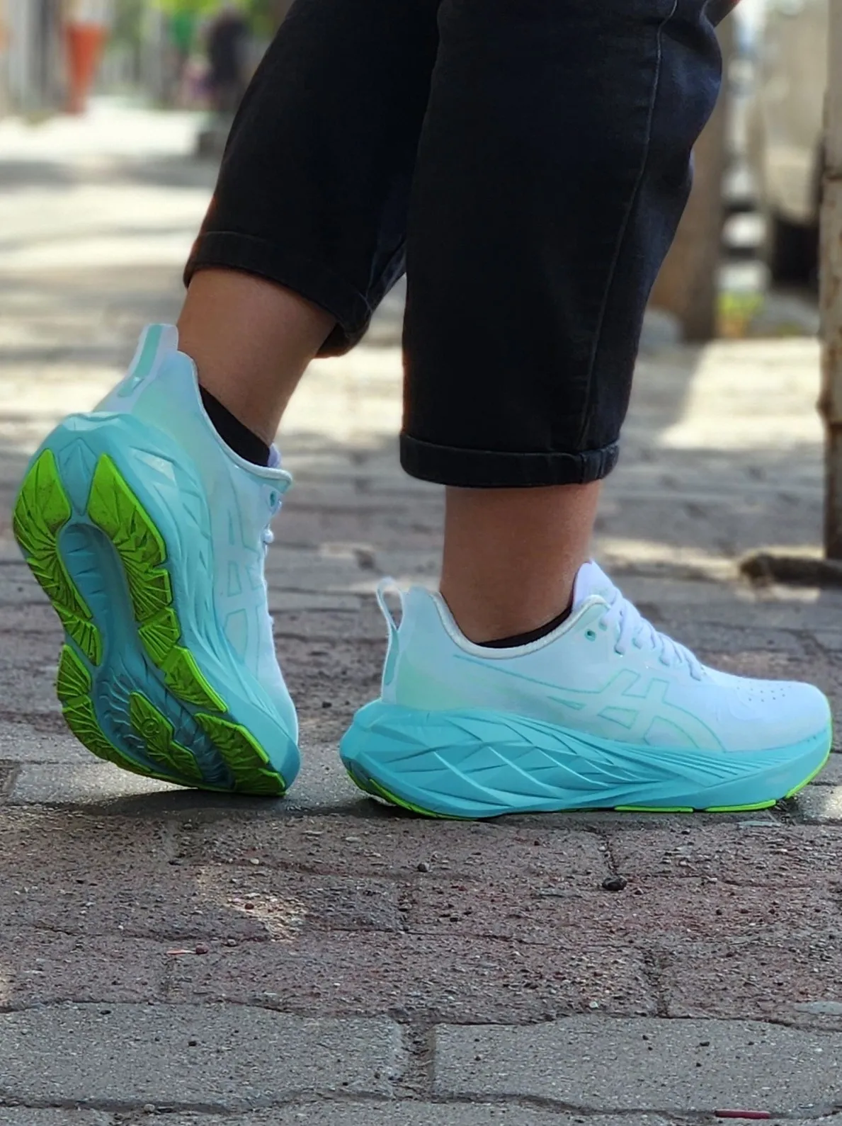 کتانی اسیکس رانینگ کد 7119